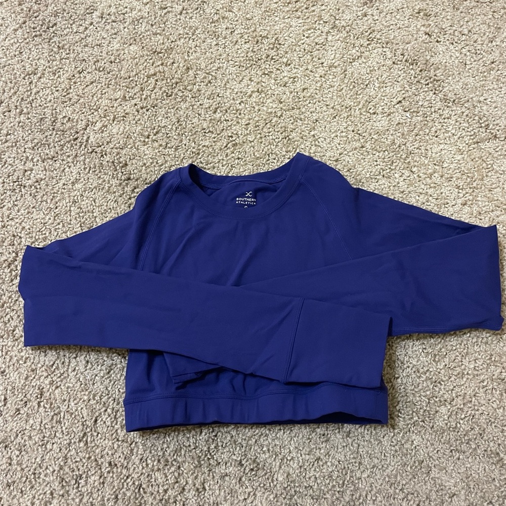 Southern Athletica Size small, cropped workout top